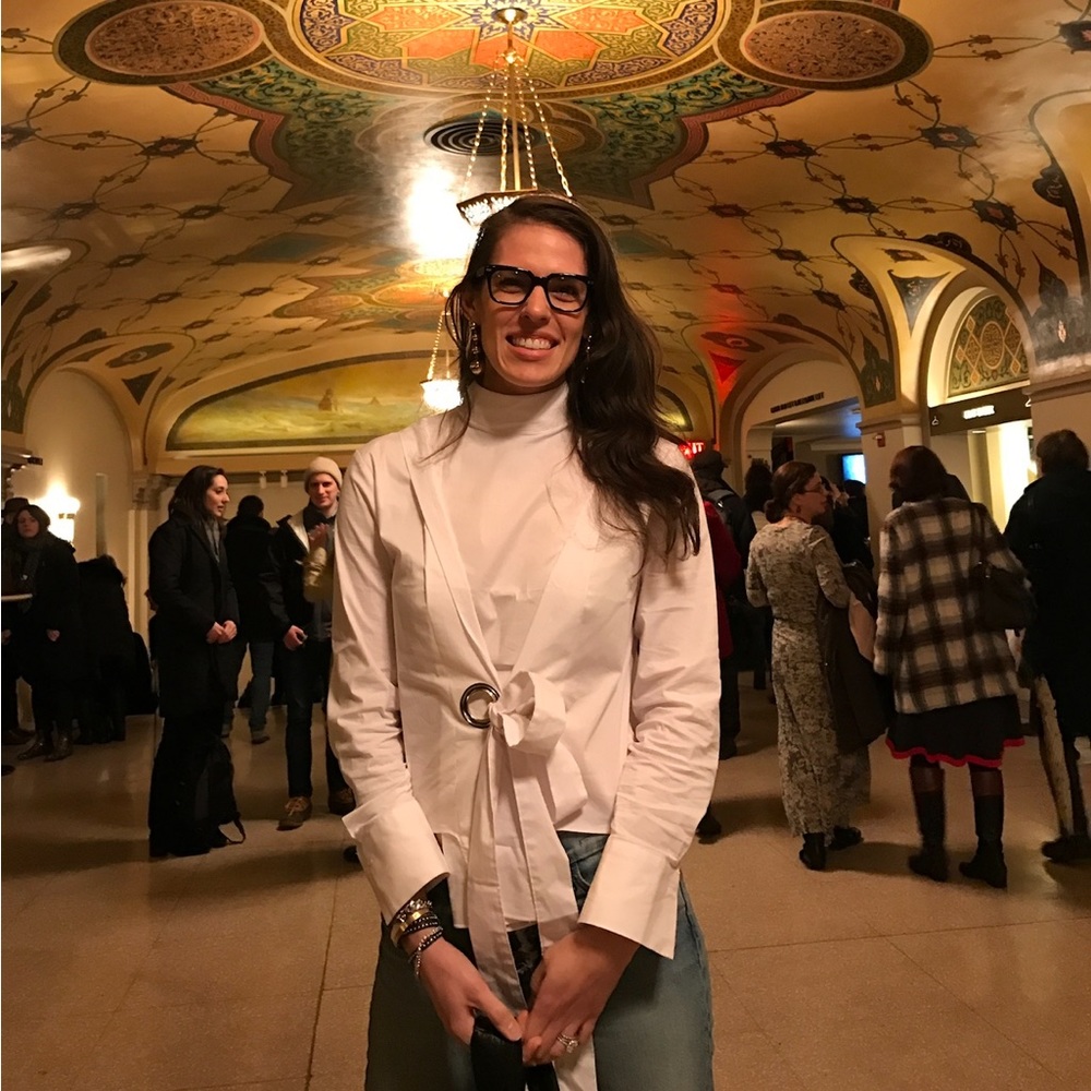 LOEIL White Mock Neck Oversized Grommet Blouse